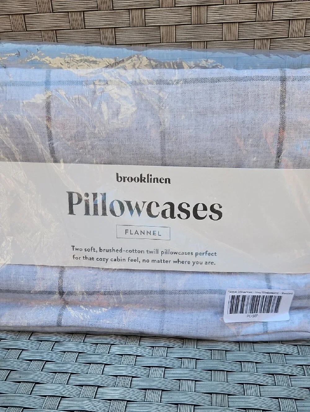 New Brooklinen  2 Flannel Pillowcases Light Grey Window Pane Pattern Standard
